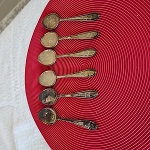 6 SUNDAY/TEASPOONS